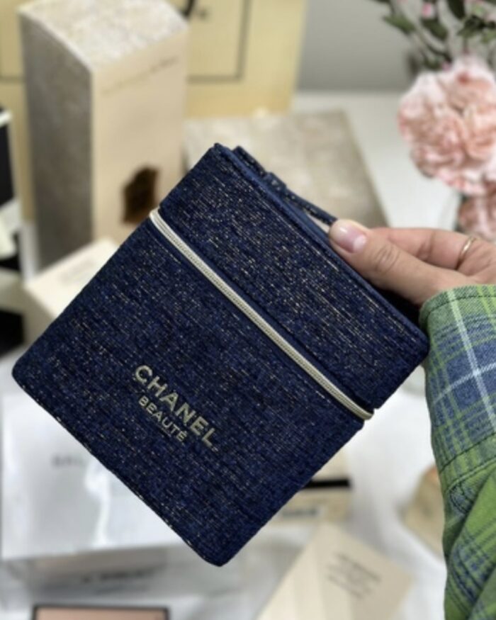 ⁦شانيل بيوتي كحلي⁩ - الصورة ⁦3⁩