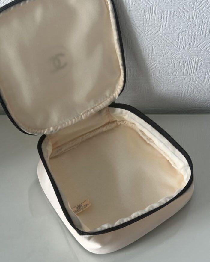 ⁦جست شانيل⁩ - الصورة ⁦2⁩